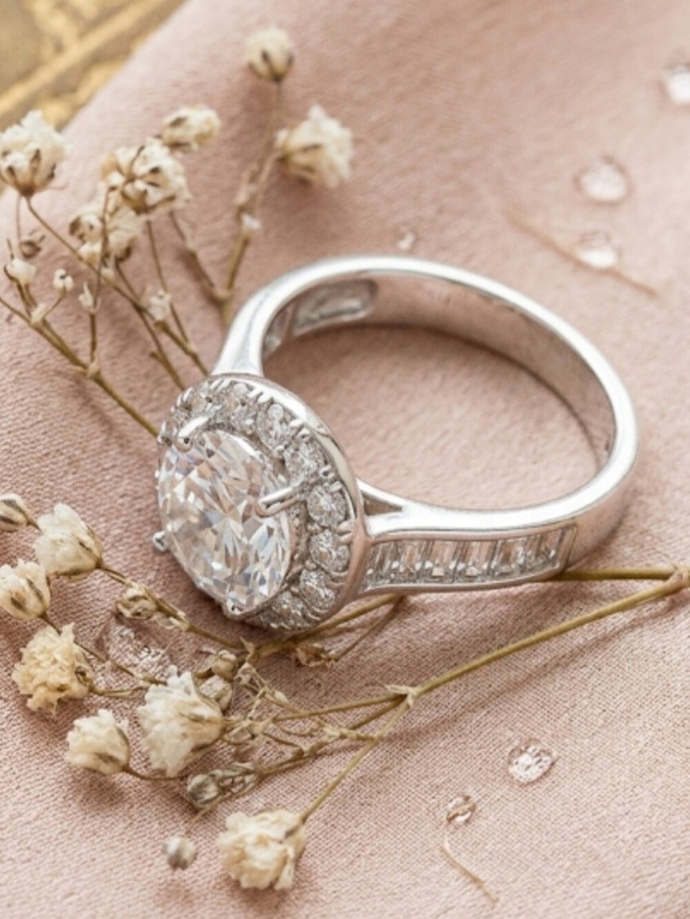 925 Sterling Silver & Simulated Diamonds Bella Luce Halo Ring Sz 6.